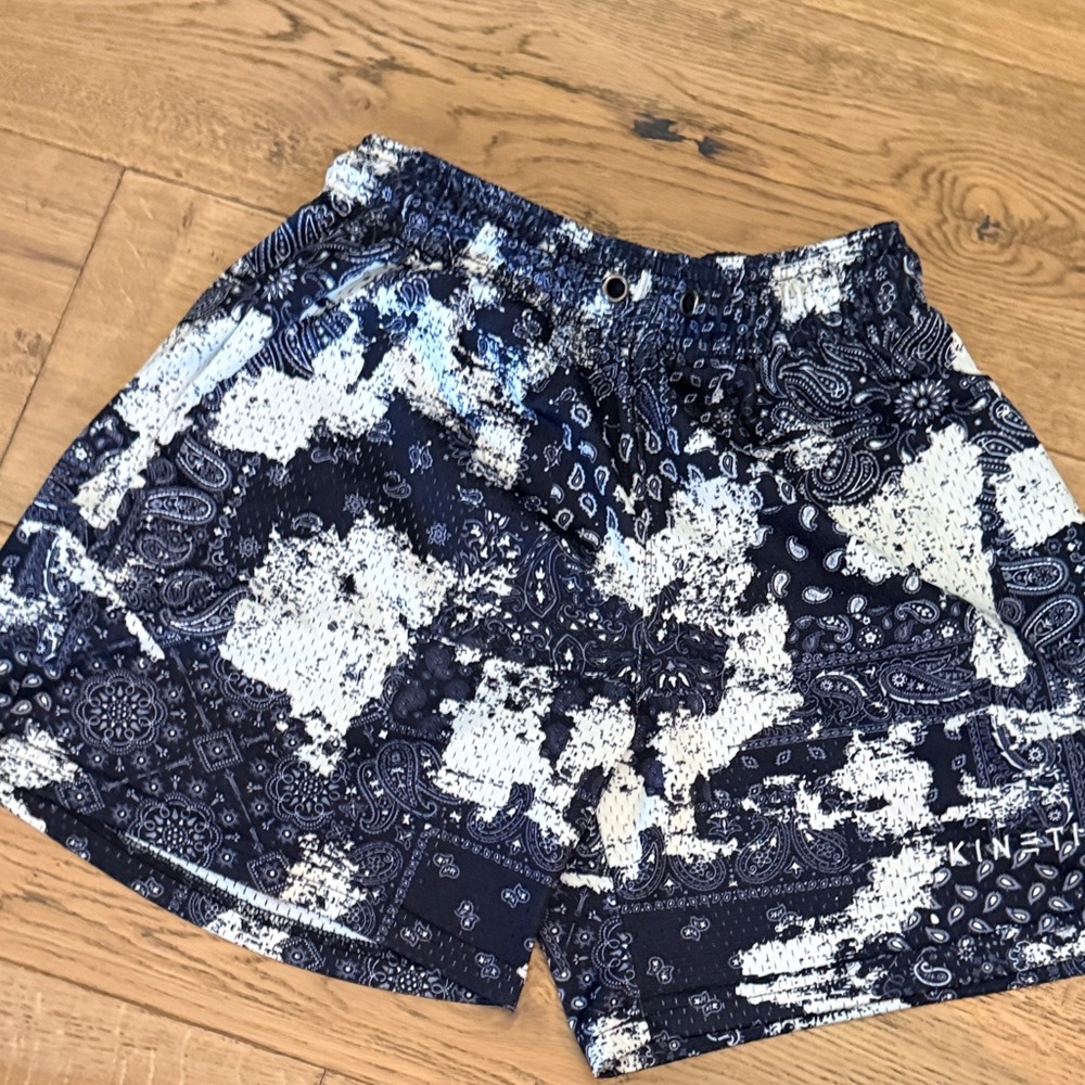 Kinetic Black and White Patterned Shorts